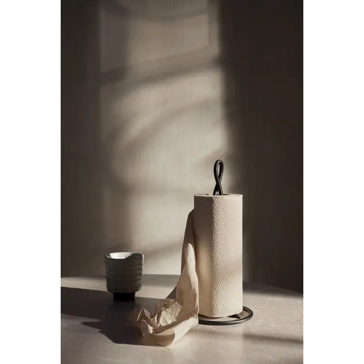 Curvature Paper Towel Holder