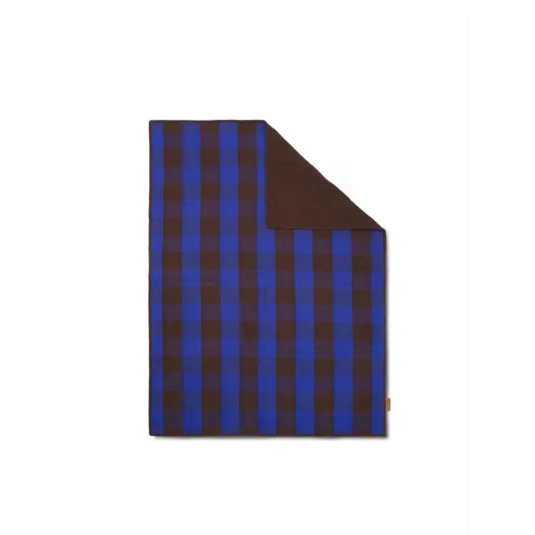 Grand Quilted Blanket