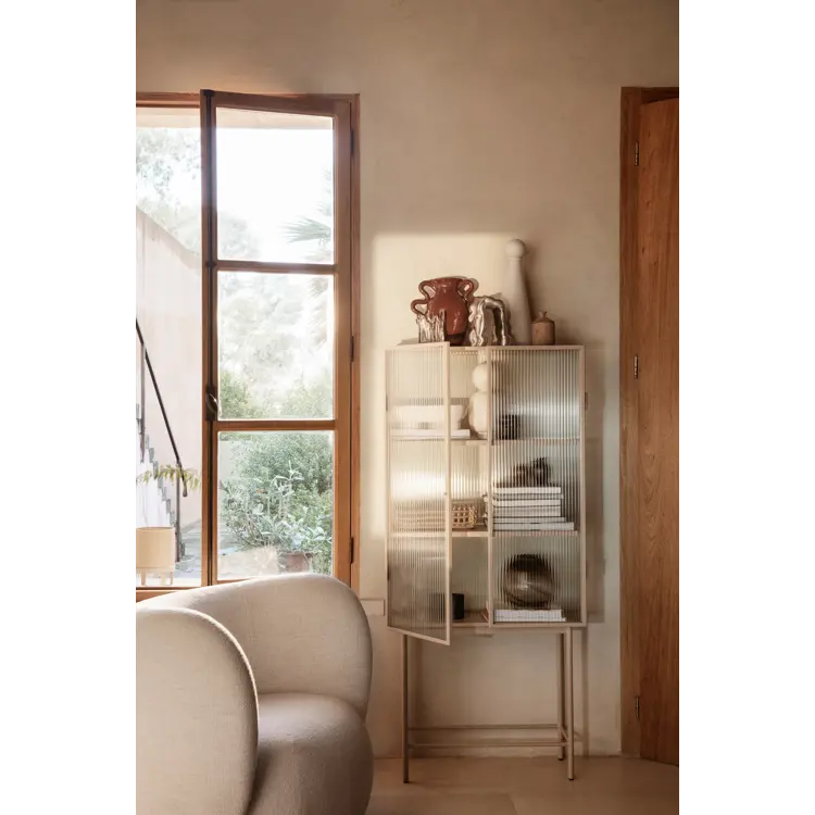 Haze Vitrine