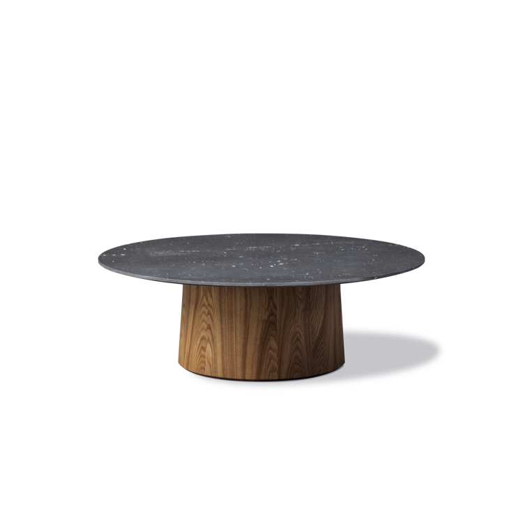 Niveau Coffee Table