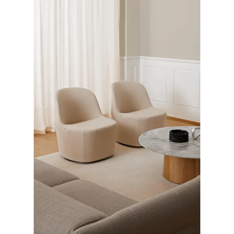 Niveau Coffee Table