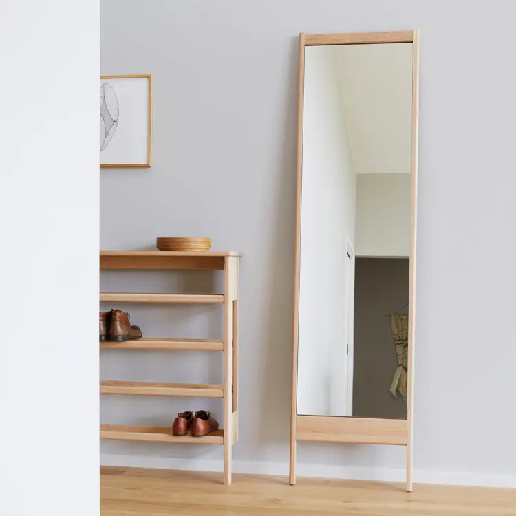 A Line Mirror