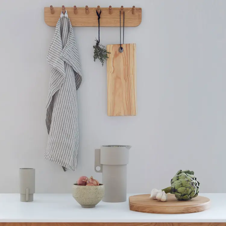 Echo Coatrack