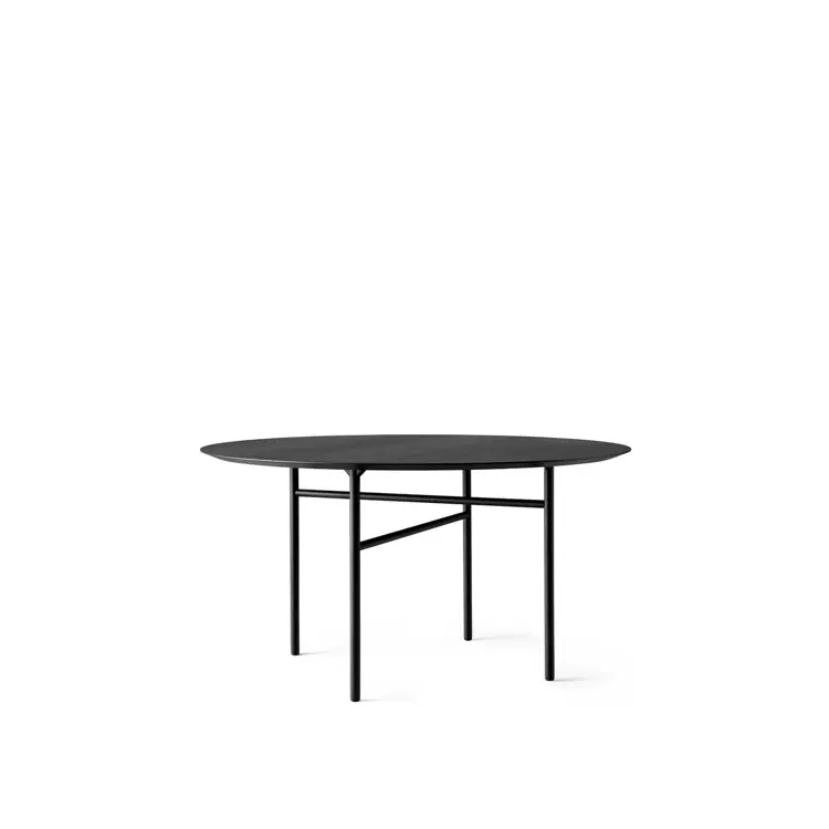 Snaregade Dining Table