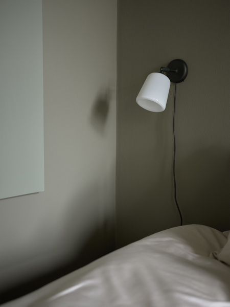 Material Wall Lamp