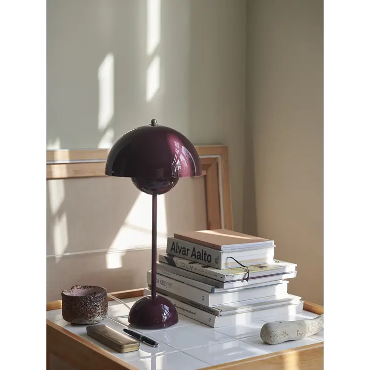 Flowerpot Table Lamp