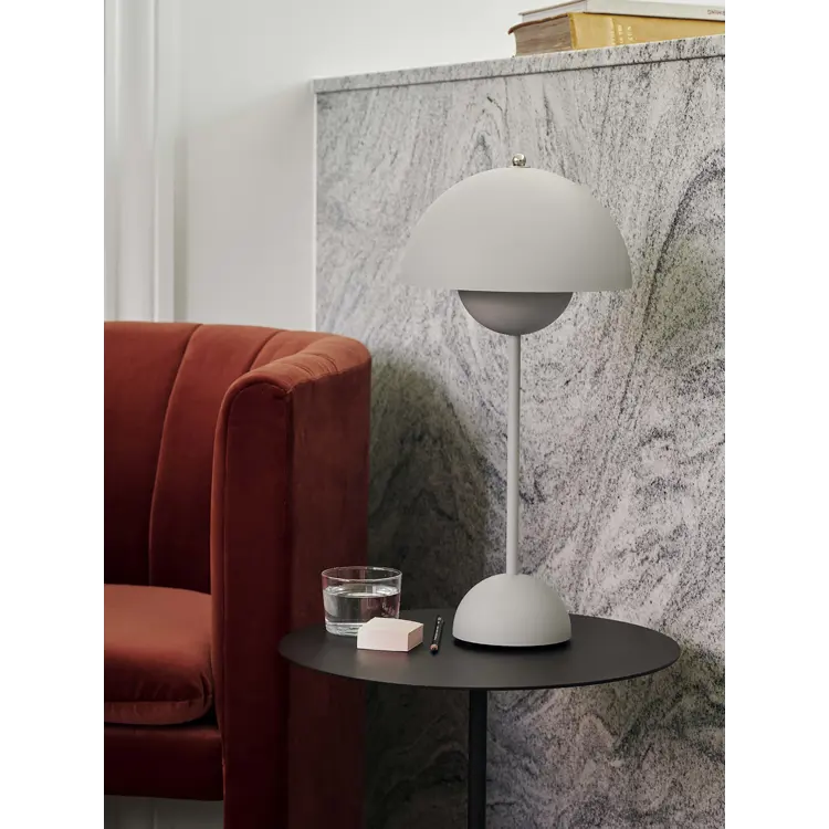 Flowerpot Table Lamp