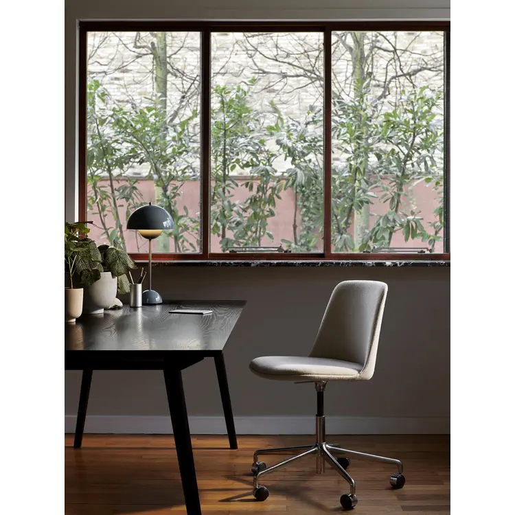 Flowerpot Table Lamp