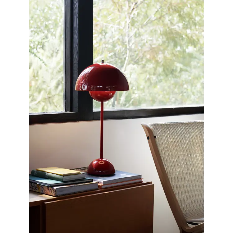 Flowerpot Table Lamp