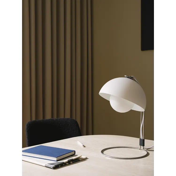 Flowerpot Table Lamp