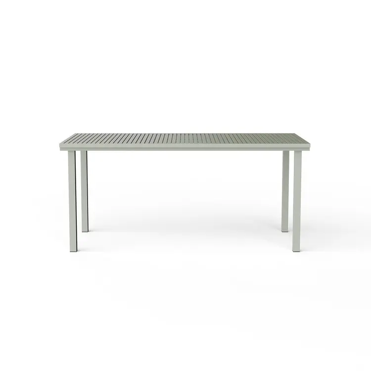 19 Outdoors - Dining Table