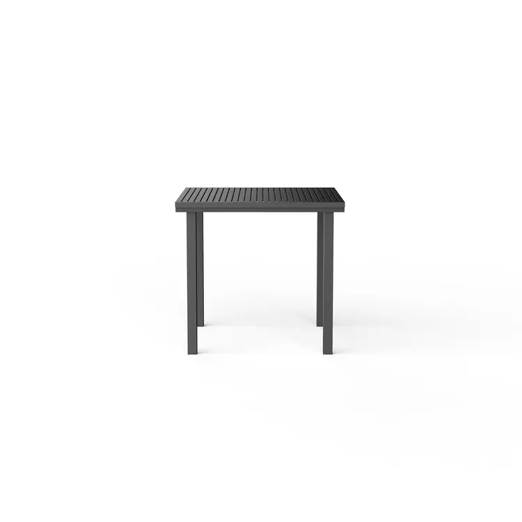 19 Outdoors - Dining Table