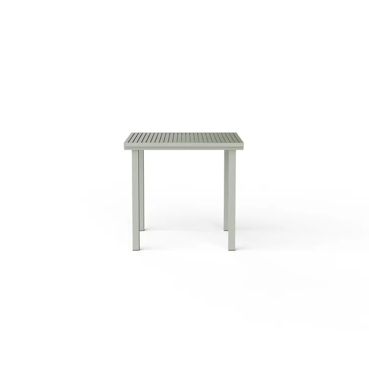 19 Outdoors - Dining Table