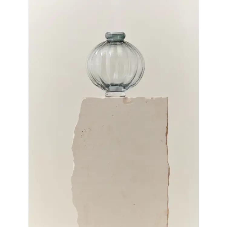 Balloon Vase 01