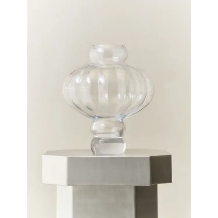 Balloon Vase 03