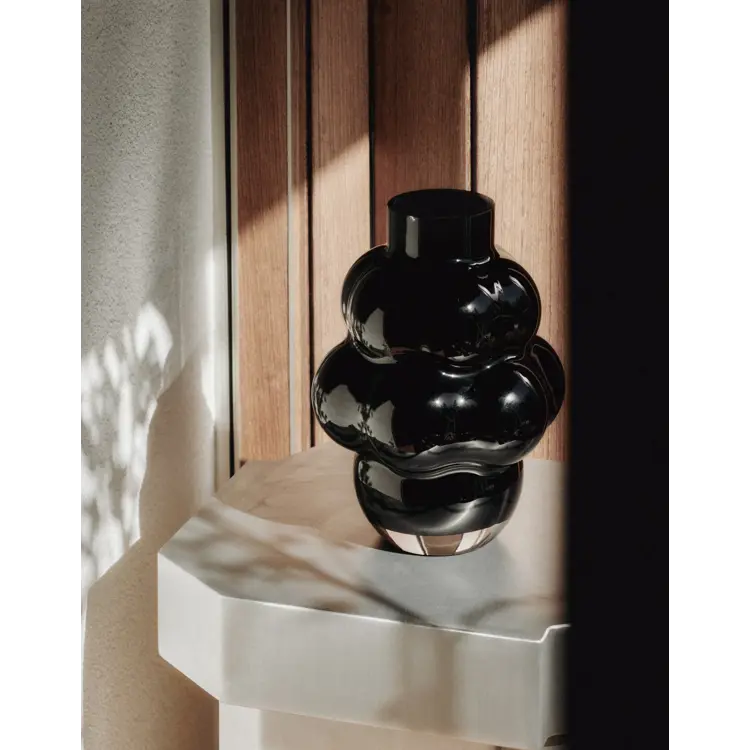 Balloon Vase 04
