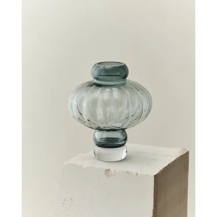 Balloon Vase 08