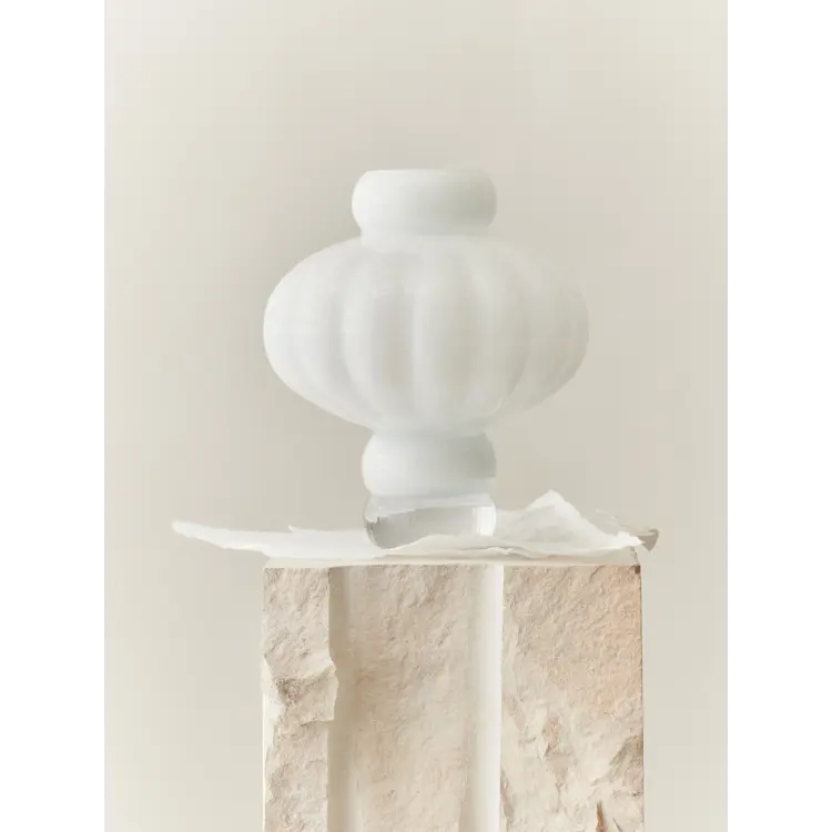 Balloon Vase 08