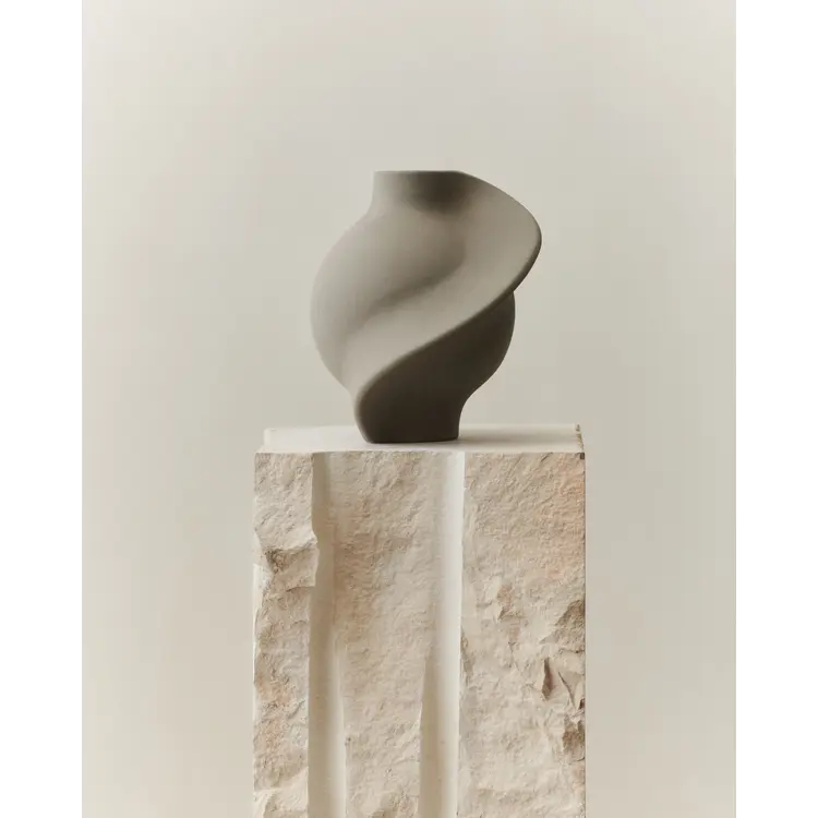 PIROUT CERAMIC VASE