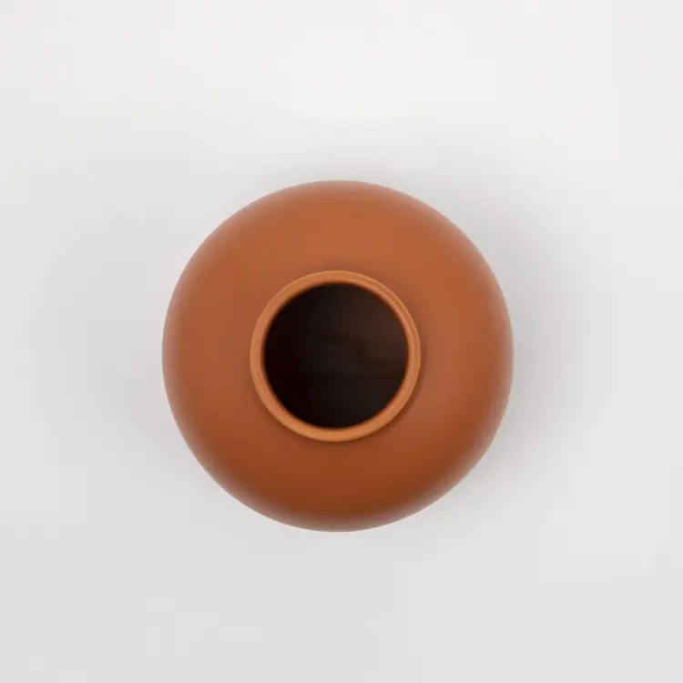Omar Vase
