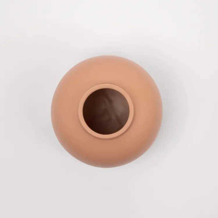 Omar Vase